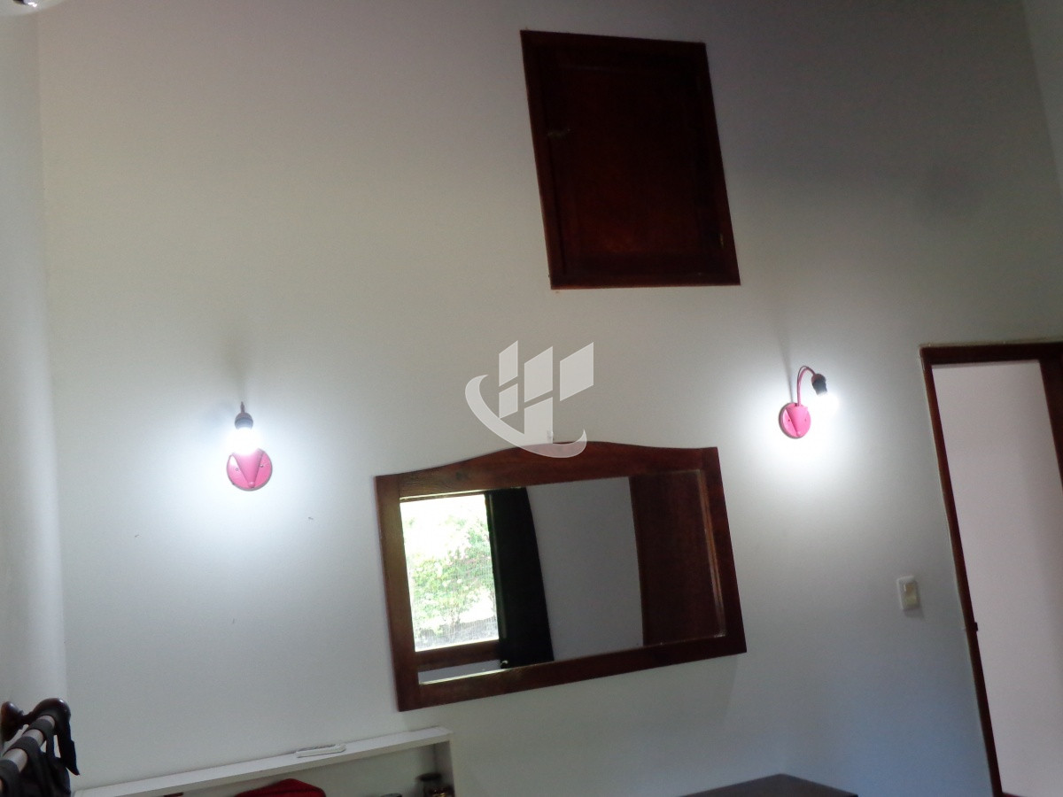 Casa ID.2109 - PUNTA DEL ESTE MARLY CASA DE 4 DORMITORIOS PISCINA EN ALQUILER TEMPORAL