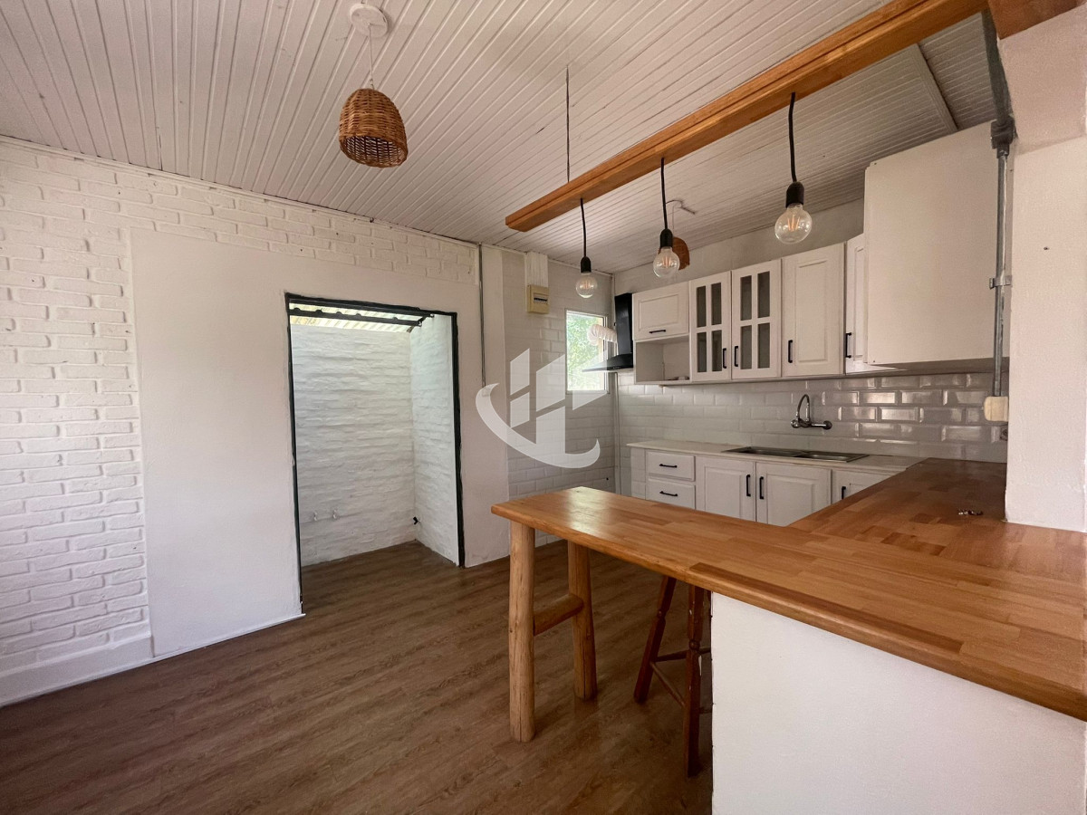 Casa ID.2322 - CASA DE 3 DORMITORIOS CON PISCINA