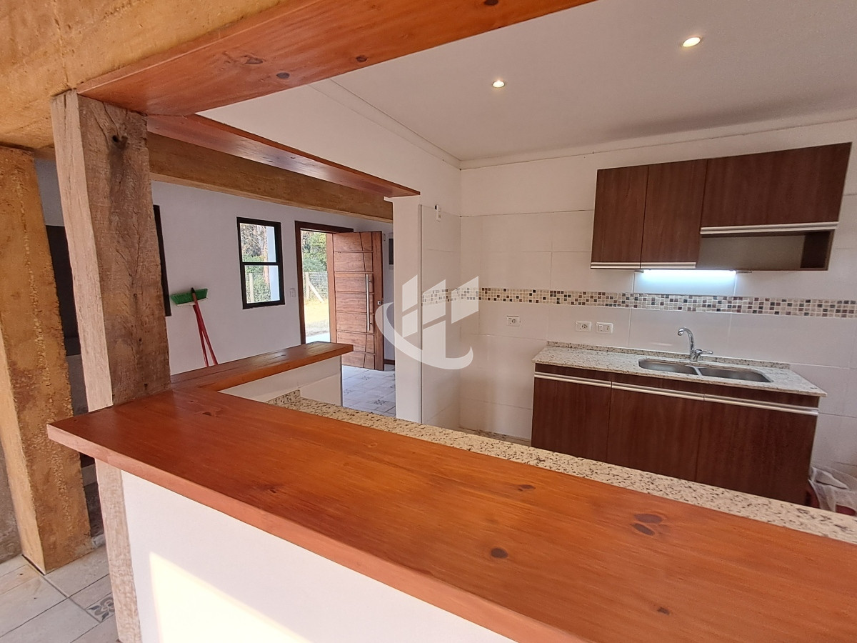 Casa ID.1349 - PUNTA BALLENA CLUB DEL LAGO CASA 3 DORMITORIOS CON PARRILLERO TECHADO VENTA