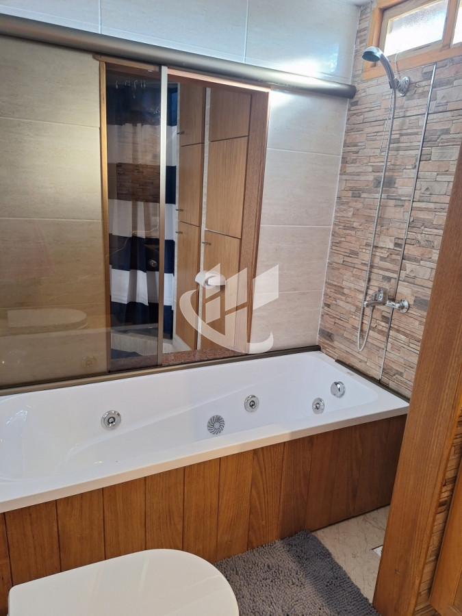 Casa ID.978 - ALQUILER CASA  ANUAL PUNTA DEL ESTE   MODERNA ,PISCINA CLIMATIZADA 