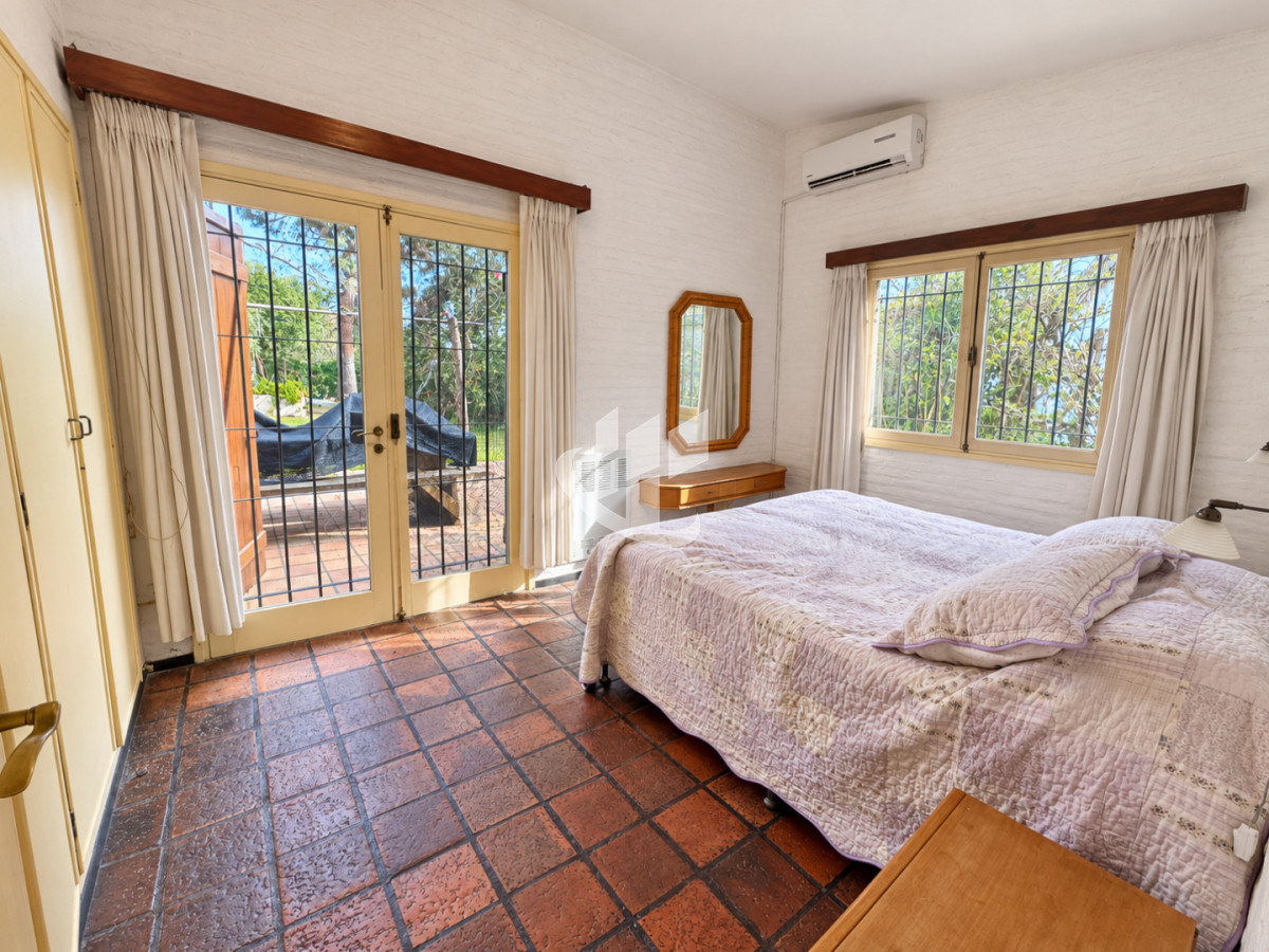 Casa ID.2057 - PUNTA DEL ESTE RINCON DEL INDIO CASA 4 DORMITORIOS PISCINA CLIMATIZADA