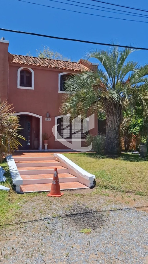 Casa ID.1609 - Casa en venta, 5 dormitorios y barbacoa cerrada. Tio Tom, Maldonado