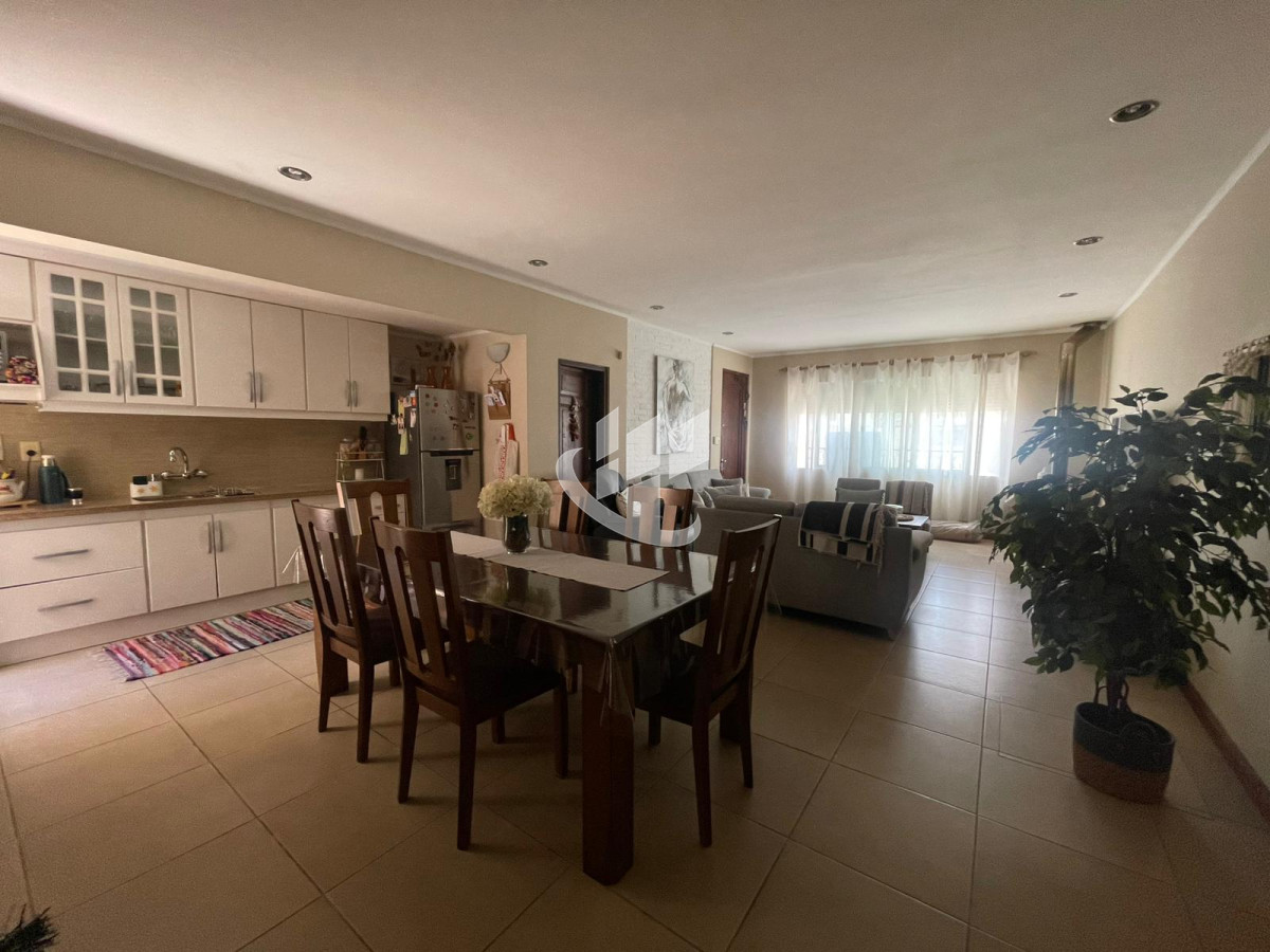 Casa ID.1335 - Casa en Mercedes, Terminal