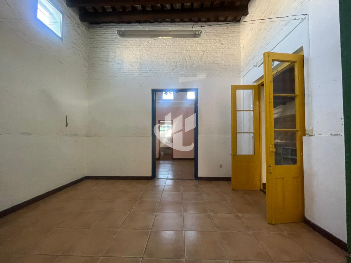 Casa ID.2062 - CASA IDEAL PARA INSTITUTO, CAIF, OFICINAS