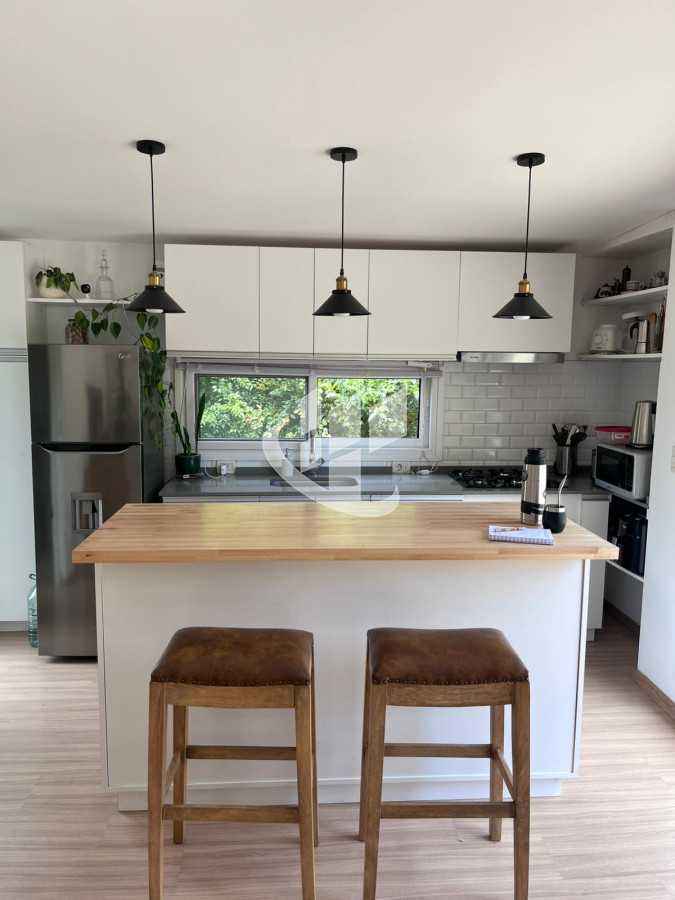 Casa ID.2350 - Alquiler temporada Casa 2 dormitorios, zona Playa Brava, Punta del este.