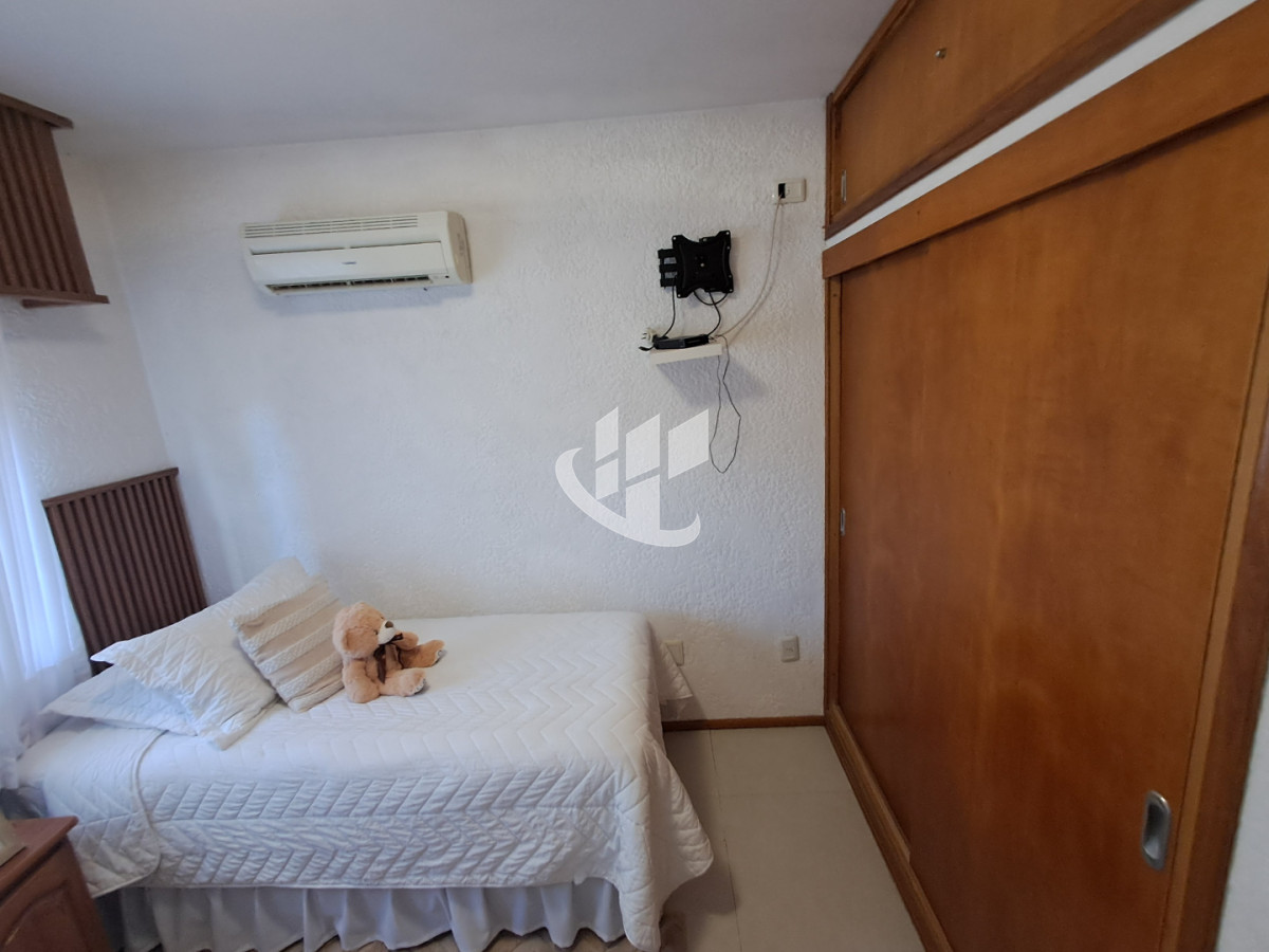 Casa ID.2268 - PUNTA DEL ESTE - TIO TOM - CASA DE 3 DORMITORIOS CON PISCINA - ALQUILER DE TEMPORADA