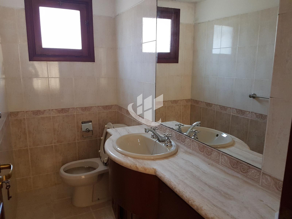 Casa ID.2223 - PUNTA DEL ESTE JARDINES DE CORDOBA CASA EN ALQUILER 3 DORMITORIOS PISCINA BARBACOA