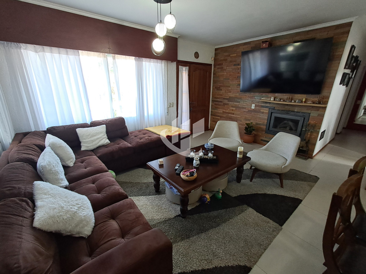 Casa ID.2268 - PUNTA DEL ESTE - TIO TOM - CASA DE 3 DORMITORIOS CON PISCINA - ALQUILER DE TEMPORADA