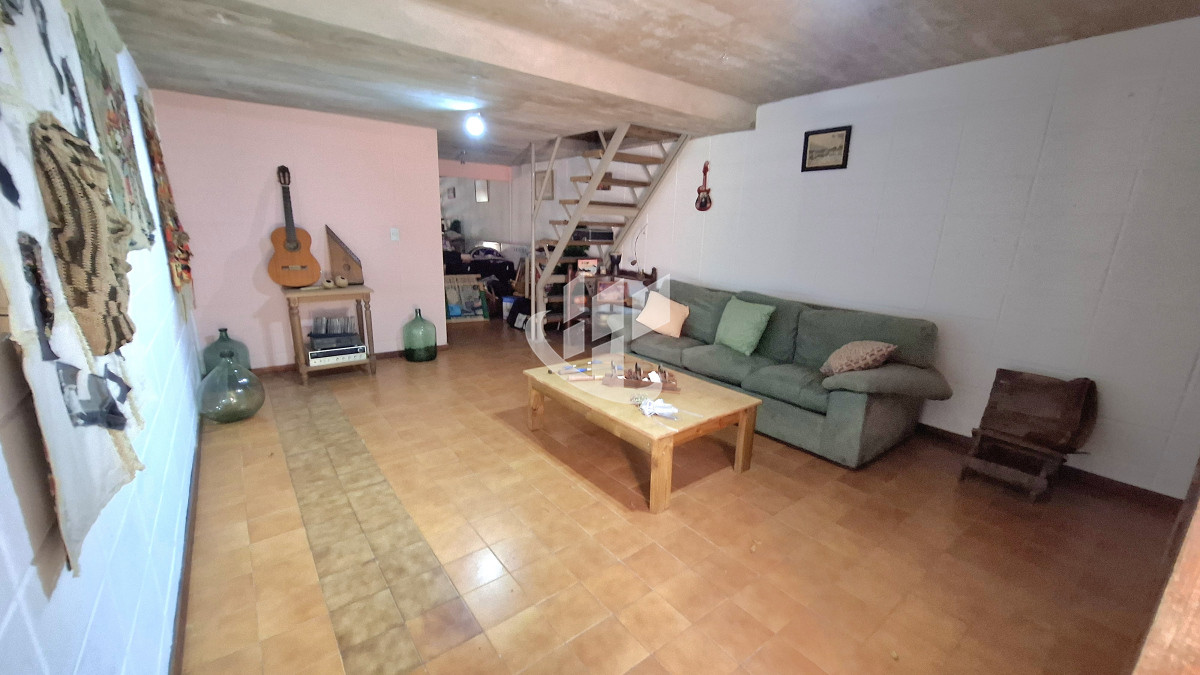 Casa ID.1708 - Venta, casa 3 dormitorios, con piscina, Pinares, Punta del Este