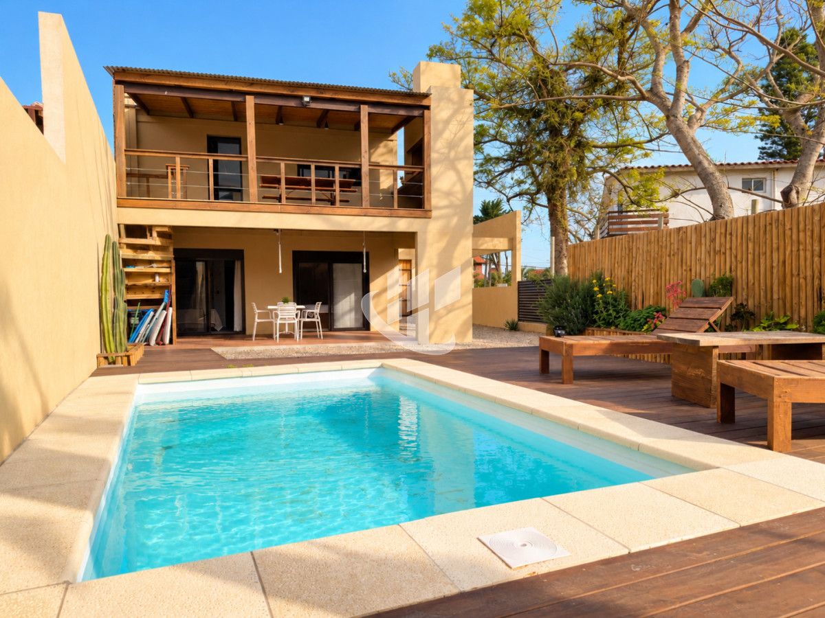 Casa ID.2920 - Casa en Pinares a 100 metros de Playa Mansa - Alquiler Temporada 2027