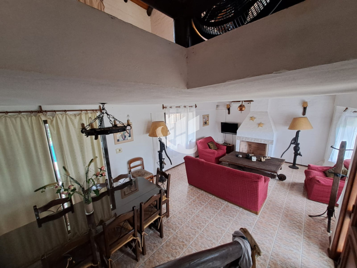 Casa ID.2955 - PUNTA BALLENA TIO TOM CASA DE 4 SUITES PISCINA A METROS DEL MAR EN ALQUILER