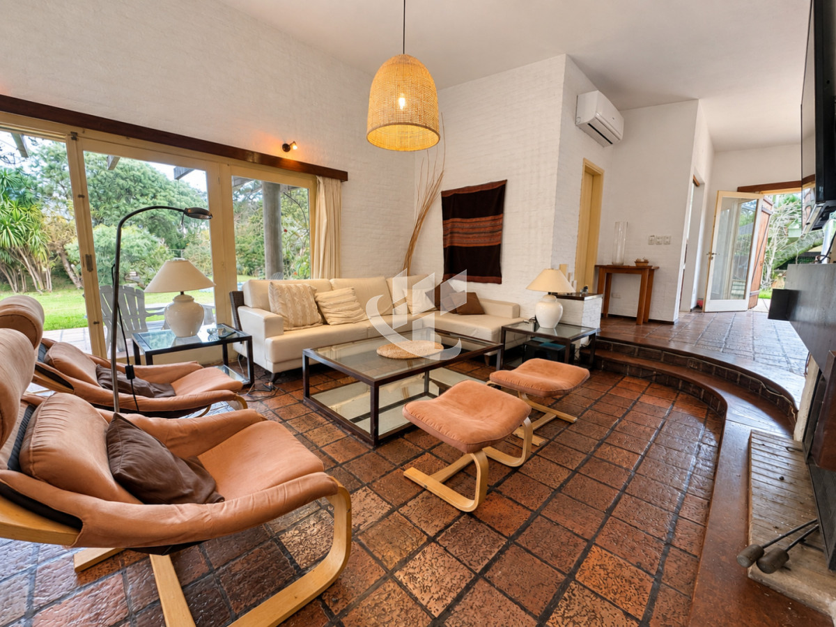Casa ID.2057 - PUNTA DEL ESTE RINCON DEL INDIO CASA 4 DORMITORIOS PISCINA CLIMATIZADA