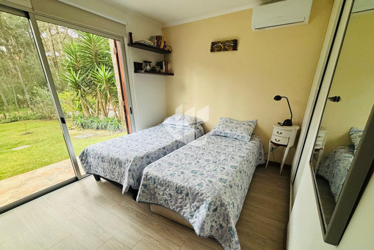 Casa ID.2300 - CASA AQLUILER TEMPORTADA - PUNTA DEL ESTE - PUNTA BALLENA - CLUB DEL LAGO - ALQUILER TEMPORAL CASA