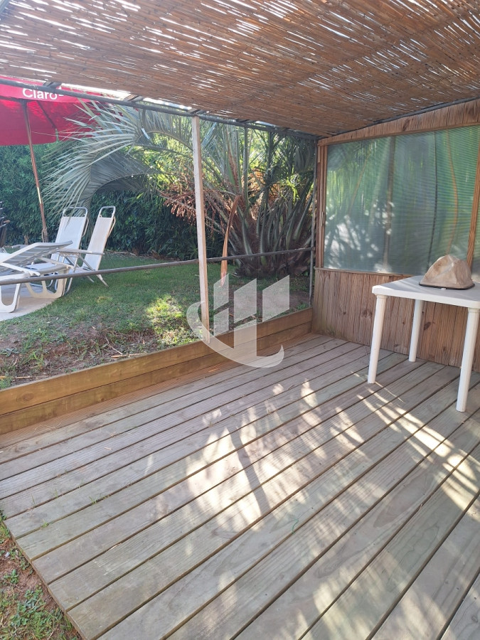 Casa ID.978 - ALQUILER CASA  ANUAL PUNTA DEL ESTE   MODERNA ,PISCINA CLIMATIZADA 