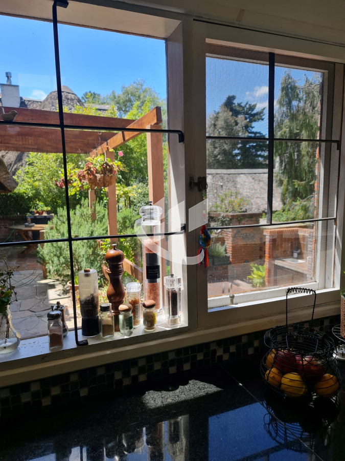 Casa ID.1208 - VENDO