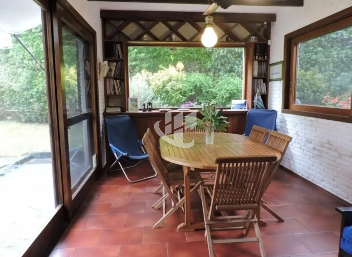 Casa ID.945 - CASA EN ALQUILER ANUAL, 3 DORMITORIOS, PUNTA DEL ESTE, PINARES