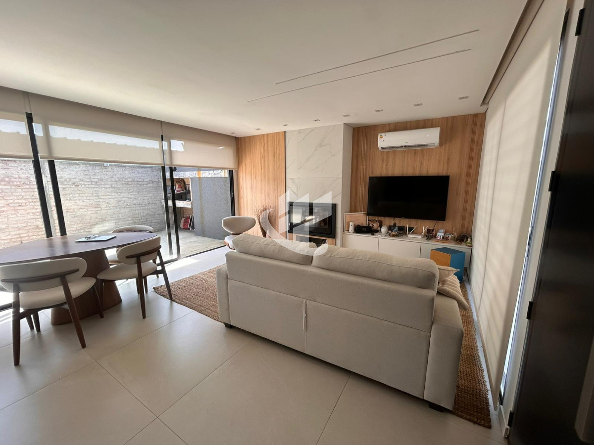 Casa ID.2259 - Venta Casa 2 Dormitorios Moderna con Parrillero a Estrenar