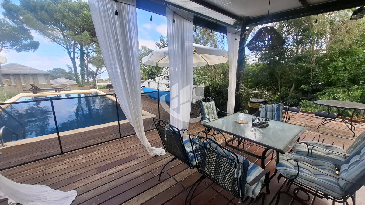 Casa ID.2570 - Venta, 4 dormitorios, vista al mar, piscina, Rinconada al Mar, Punta Ballena