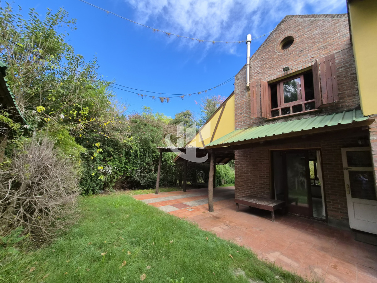Casa ID.2583 - CASA EN EXCELENTE CONDICIONES, LISTA PARA INGRESAR
