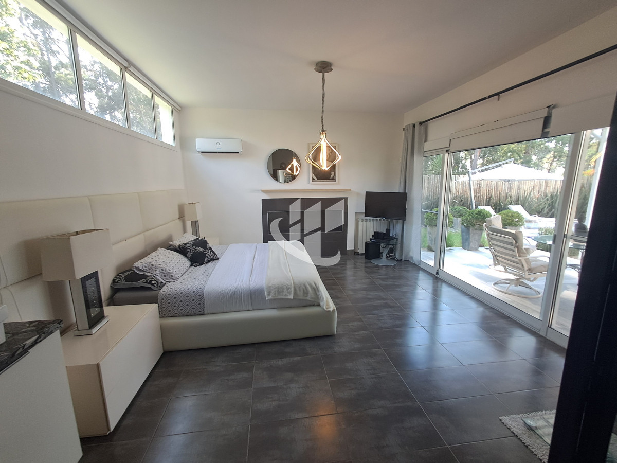 Casa ID.1526 - PUNTA DEL ESTE PINARES PROPIEDAD EN ALQUILER PREMIUM! 3 SUITES 