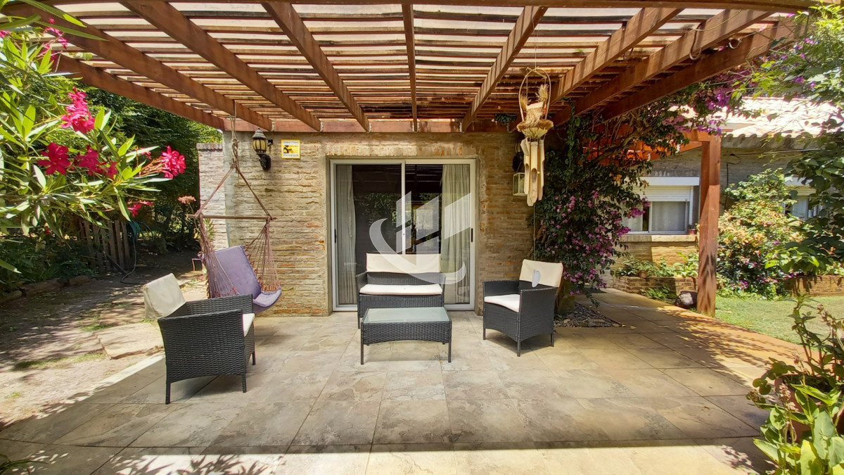 Casa ID.2404 - Casa, 3 dormitorios, club del lago, Punta Ballena