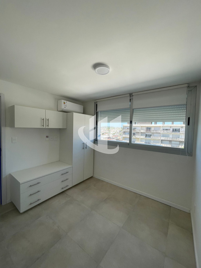 Casa ID.864 - - RESERVADO - APARTAMENTO DE 1D CON GARAGE 