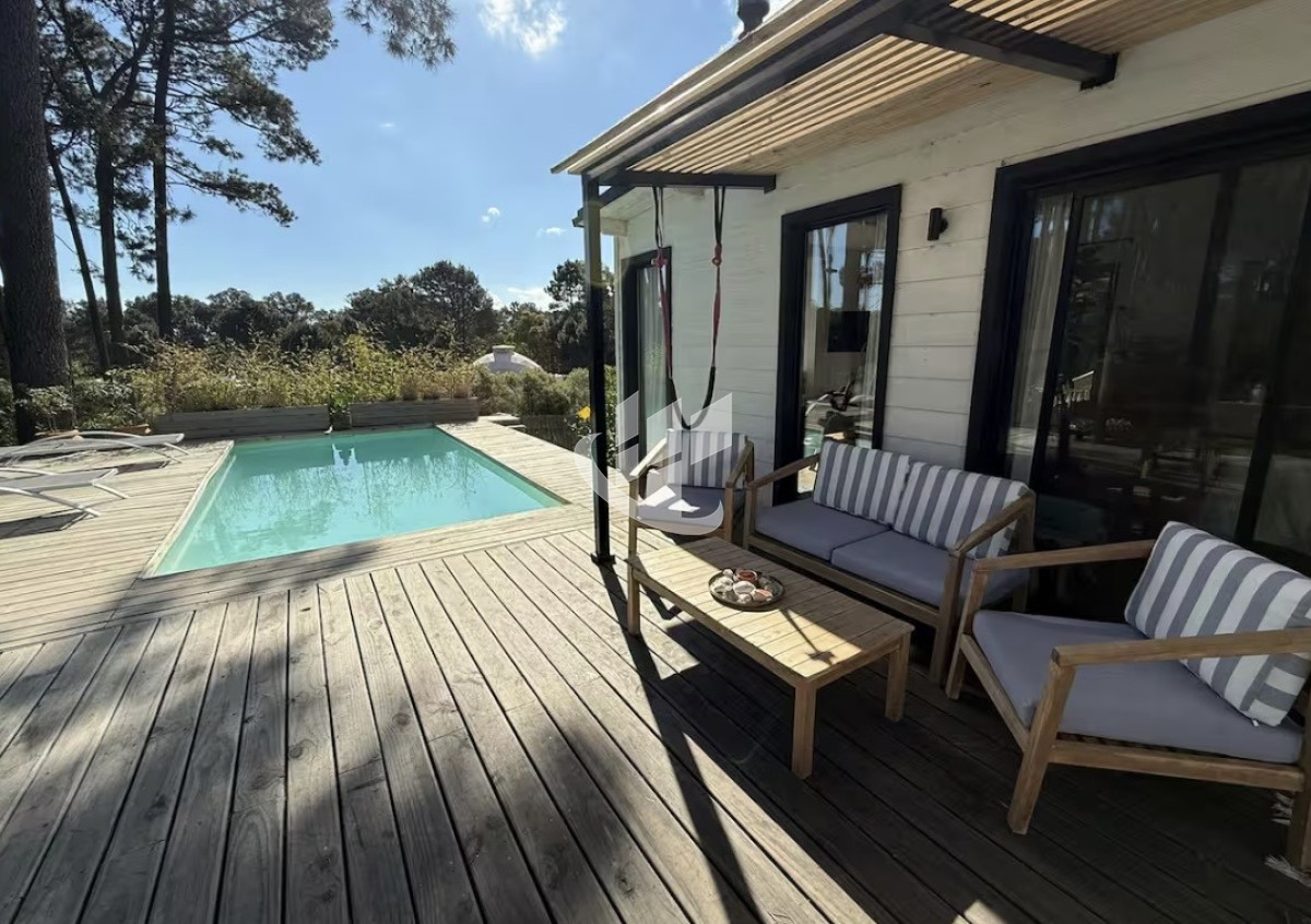 Casa ID.2814 - CASA EN EL BOSQUE 2 DORMITORIOS CON PISCINA CLIMATIZADA Y JACUZZI - BARRA VERDE