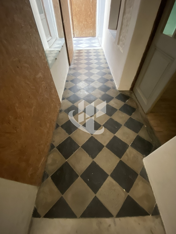 Casa ID.1022 - Venta casa con local al frente ideal para empresa 