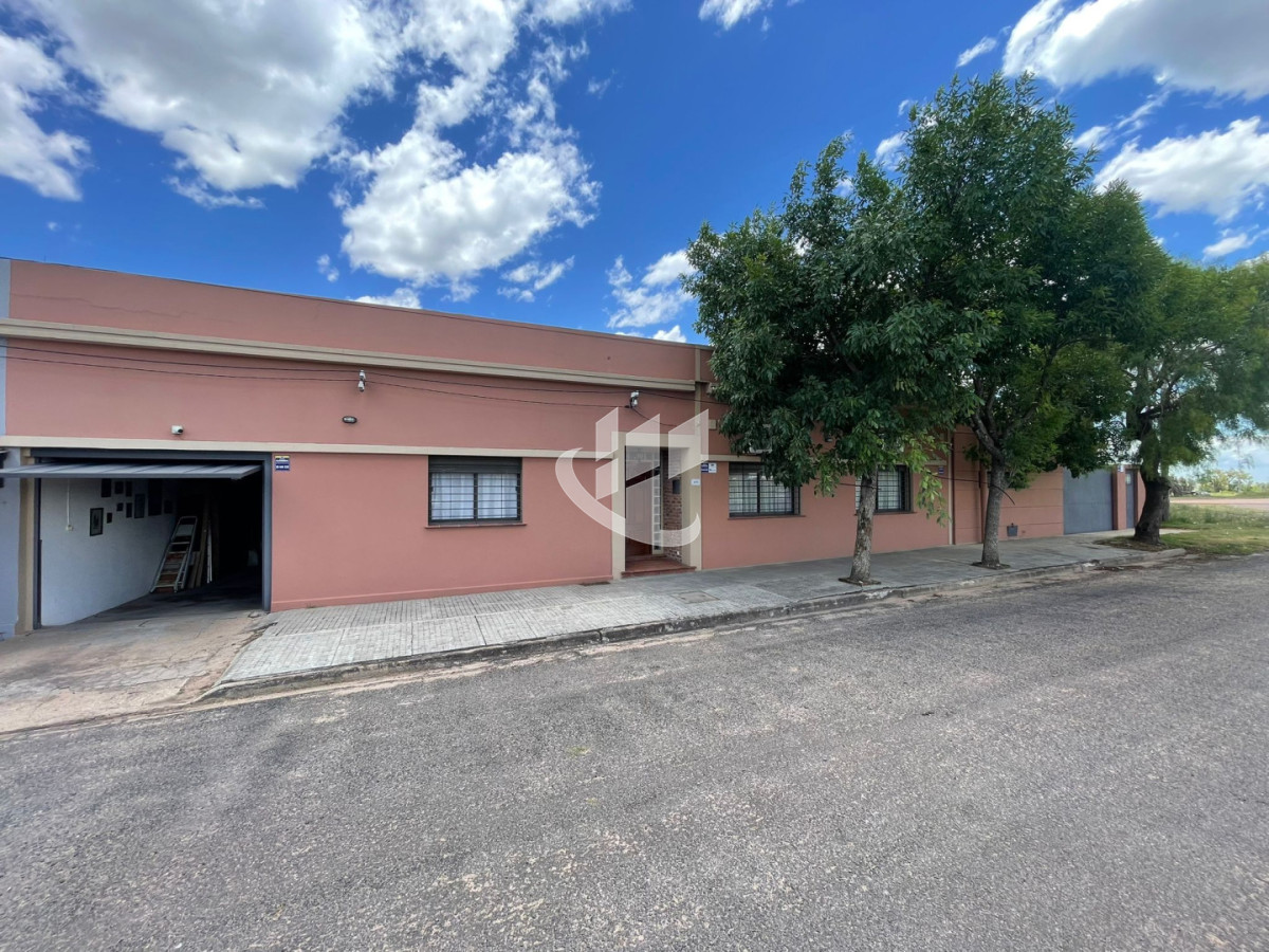 Casa ID.2396 - CASA EN MERCEDES