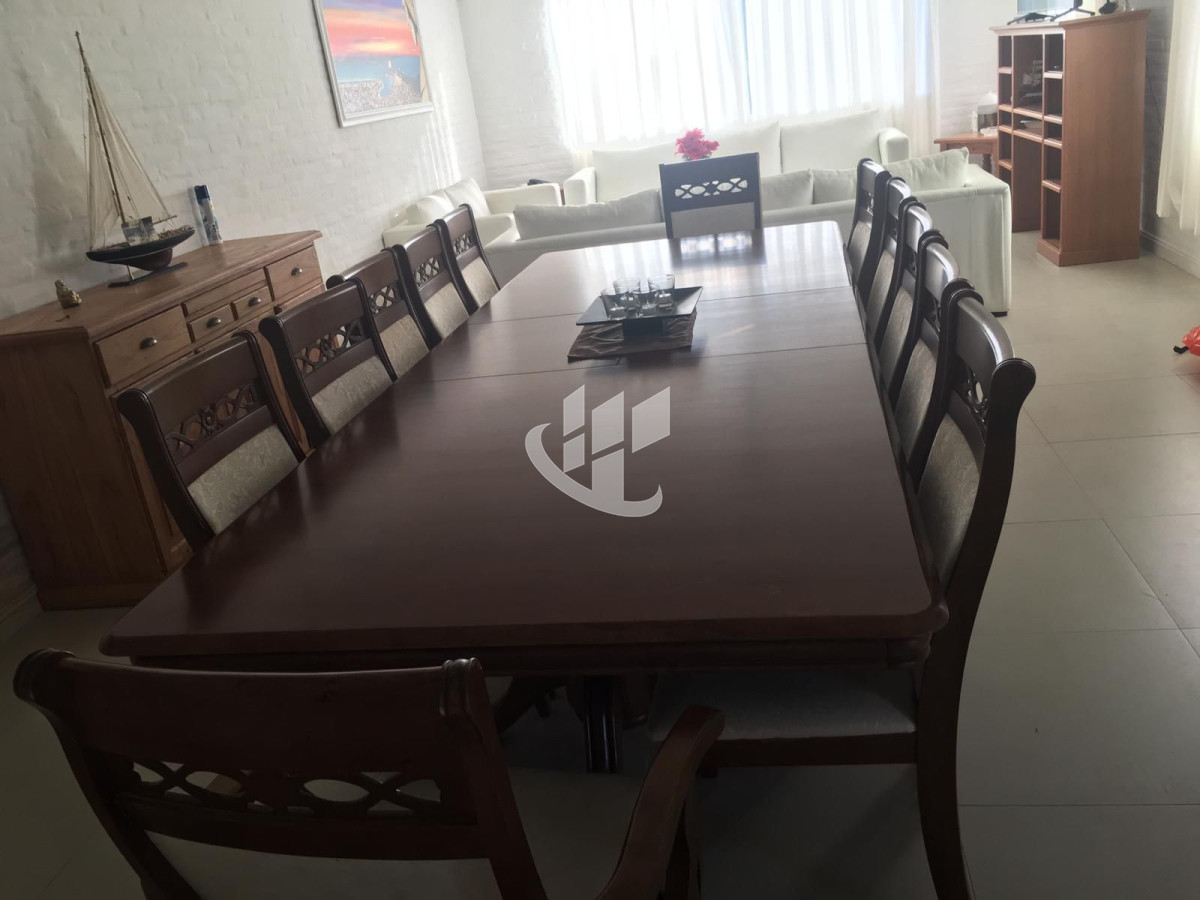 Casa ID.1434 - PUNTA BALLENA TIO TOM CASA DE 5 DORMITORIOS CON PISCINA CLIMATIZADA