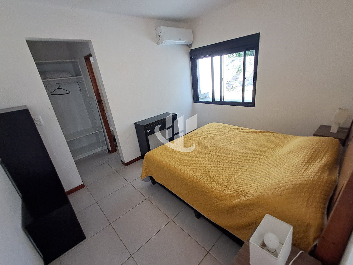 Casa ID.1626 - PUNTA DEL ESTE CANTEGRIL CASA PH EN VENTA 3 DORMITORIOS PISCINA
