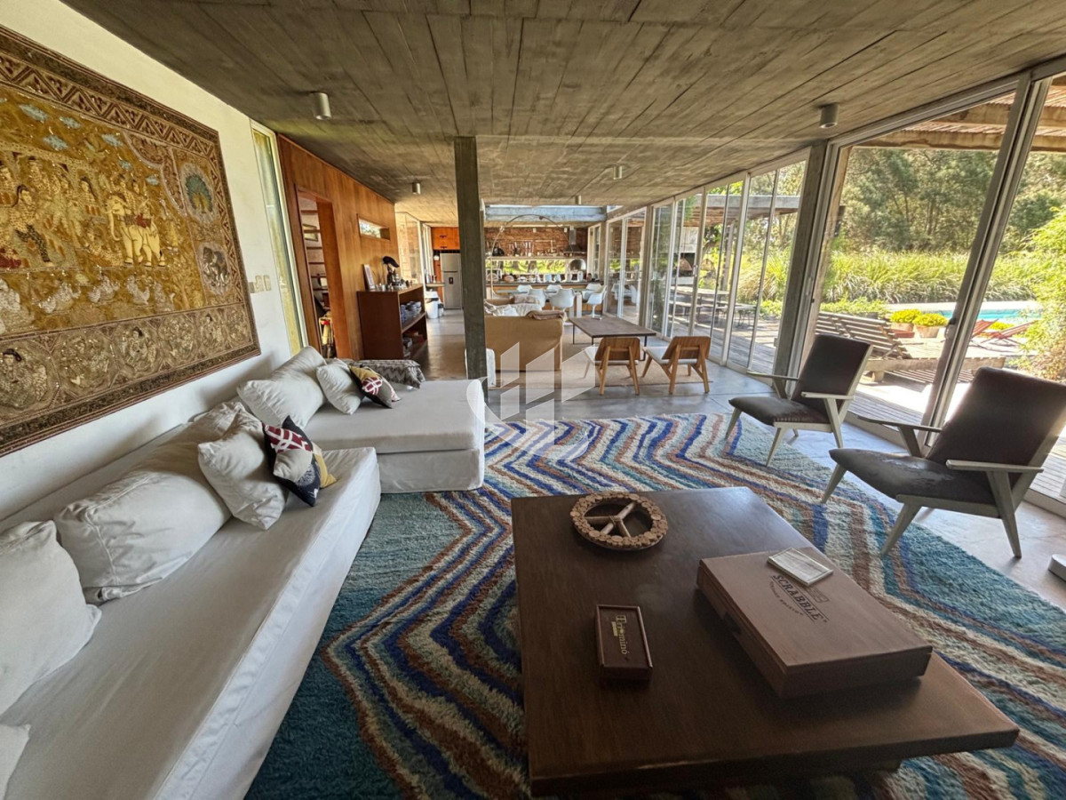 Casa ID.2390 - CASA ALQUILER TEMPORARIO - PUNTA DEL ESTE - LAGUNA DE LOS CISNES