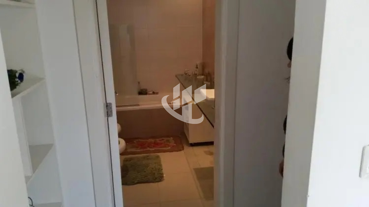 Casa ID.1949 - PUNTA DEL ESTE MANSA A 600 M DEL MAR CASA DE 6 DORMITORIOS PISCINA