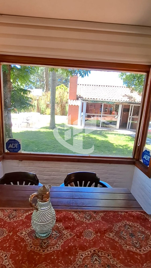 Casa ID.1609 - Casa en venta, 5 dormitorios y barbacoa cerrada. Tio Tom, Maldonado
