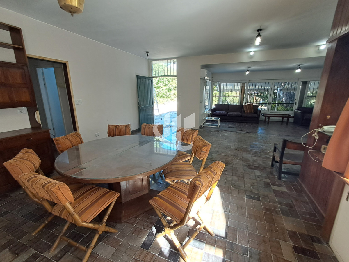 Casa ID.2406 - PUNTA DEL ESTE MANSA 5 DORMITORIOS 3 BAÑOS SE ALQUILA ENERO