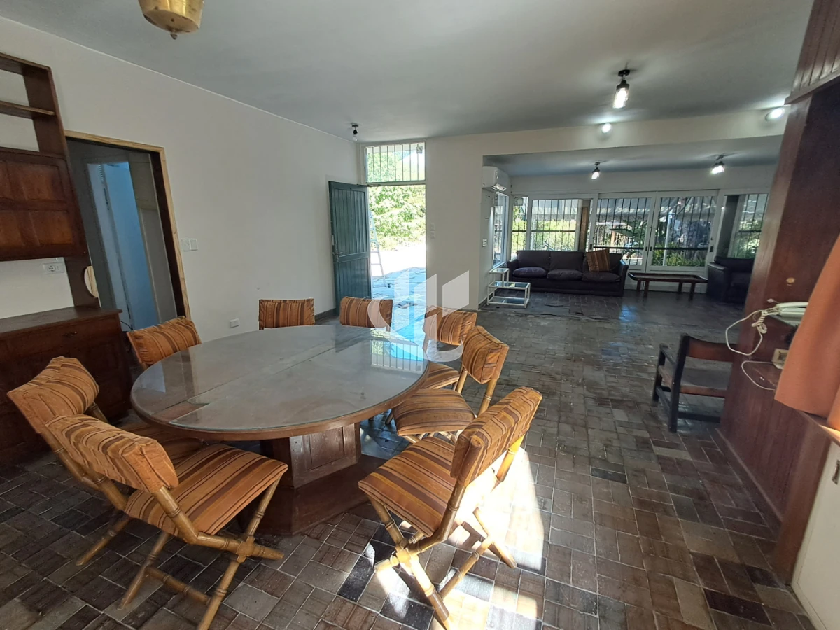 Casa ID.2406 - PUNTA DEL ESTE MANSA 5 DORMITORIOS 3 BAÑOS SE ALQUILA ENERO