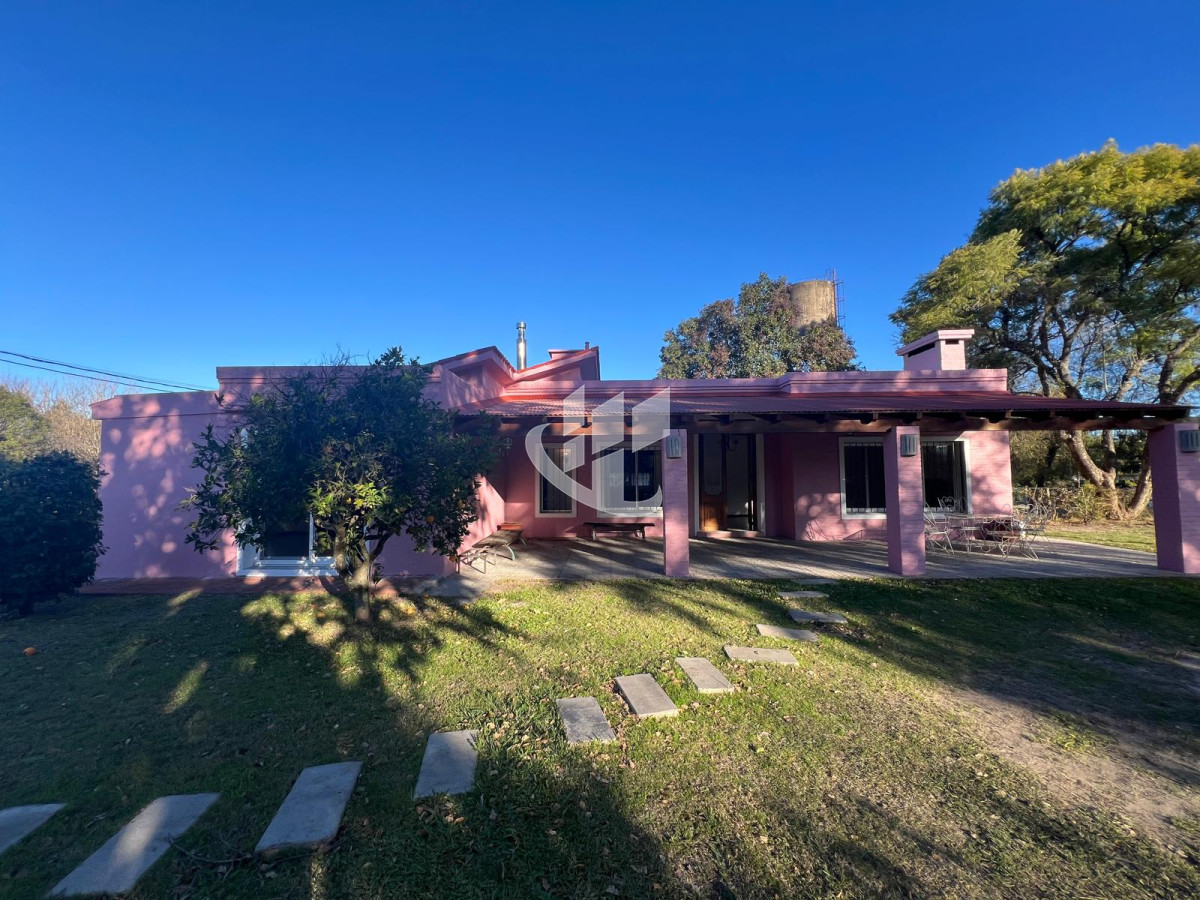 Casa ID.2078 - CASA EN ARRAYANES DE 1700 METROS CUADRADOS
