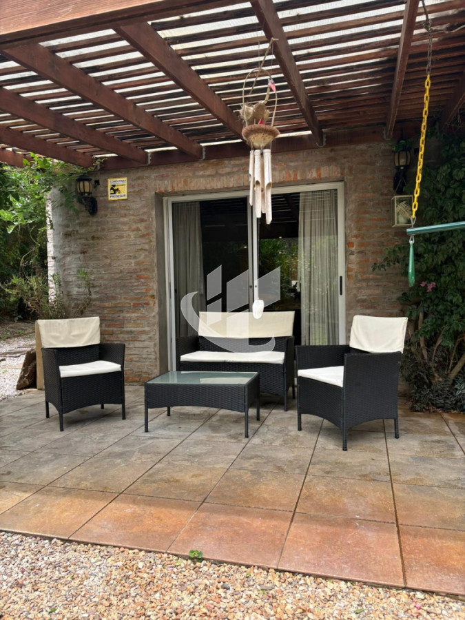 Casa ID.2404 - Casa, 3 dormitorios, club del lago, Punta Ballena