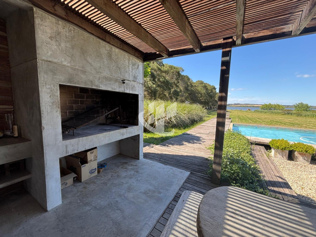 Casa ID.2390 - CASA ALQUILER TEMPORARIO - PUNTA DEL ESTE - LAGUNA DE LOS CISNES