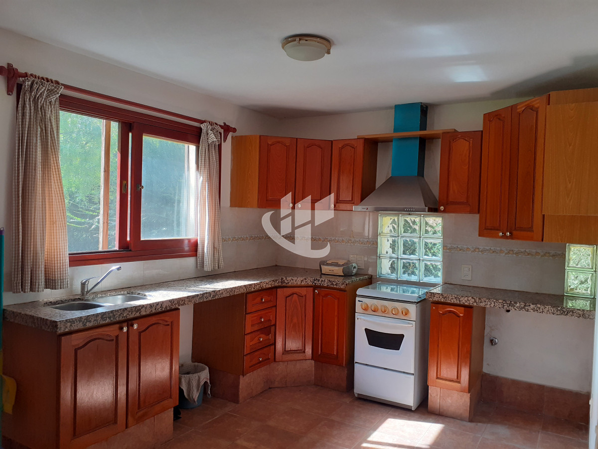Casa ID.1883 - - PROXIMO INGRESO - HERMOSA CASA DE 3 DORMITORIOS