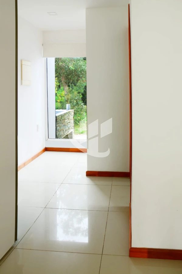 Casa ID.2444 - PUNTA DEL ESTE MARLY CASA DE 3 DORMITORIOS Y 3 BAÑOS PISCINA CLIMATIZADA