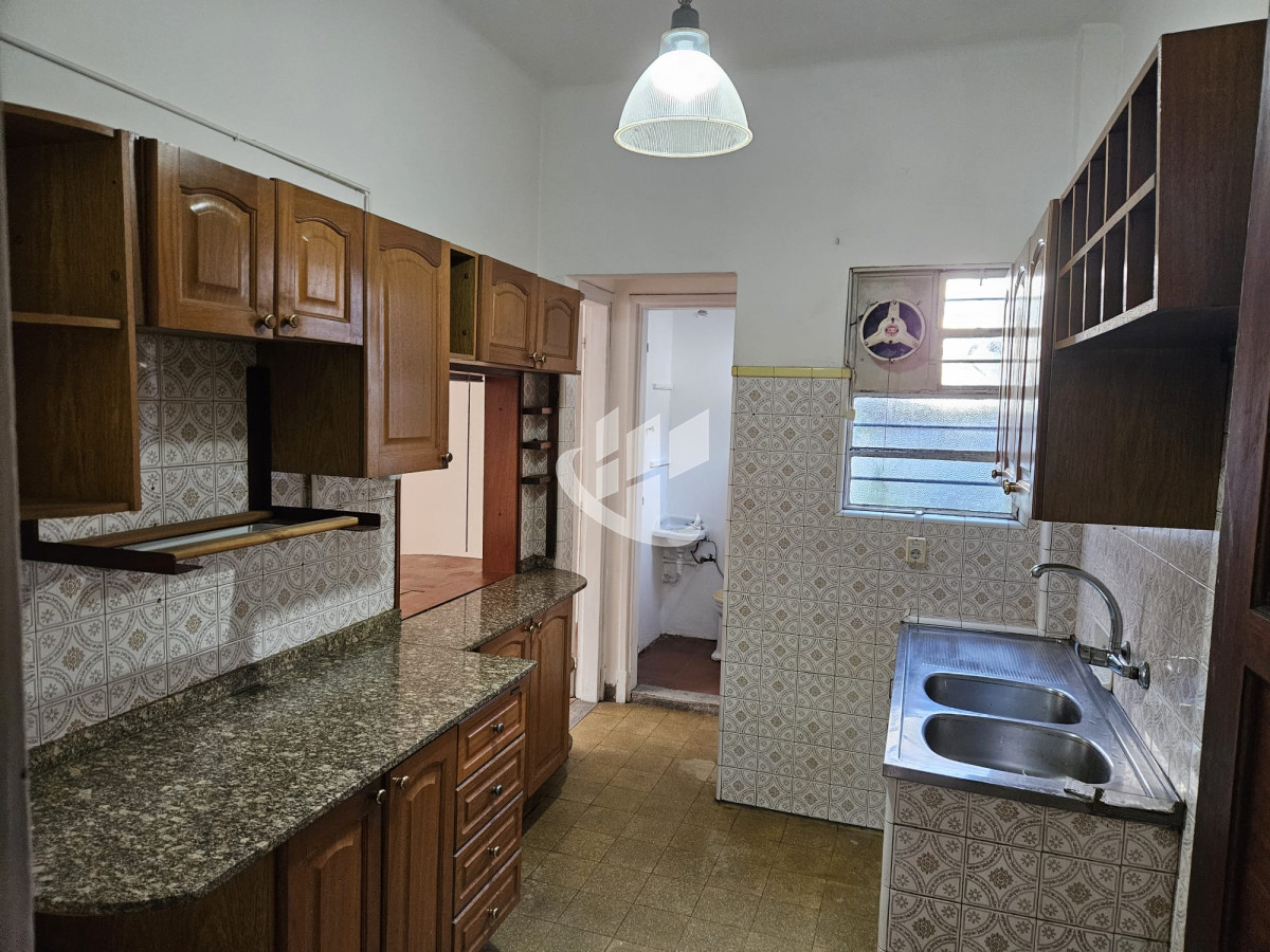 Casa ID.2072 -  Casa en venta La Blanqueada 3 dormitorios 2 baños. 