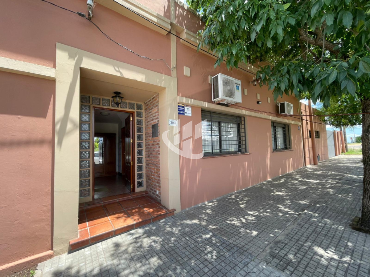 Casa ID.2396 - CASA EN MERCEDES