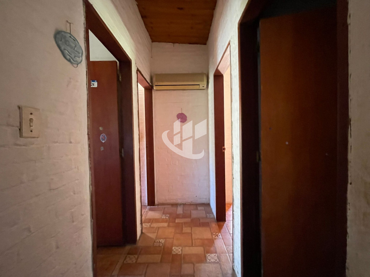 Casa ID.2525 - COMODIDAD Y ESPACIO: CASA DE 3 DORMITORIOS CON GRAN FONDO