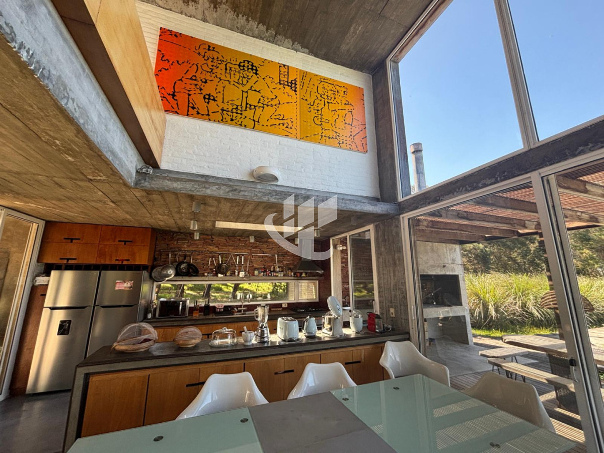 Casa ID.2390 - CASA ALQUILER TEMPORARIO - PUNTA DEL ESTE - LAGUNA DE LOS CISNES