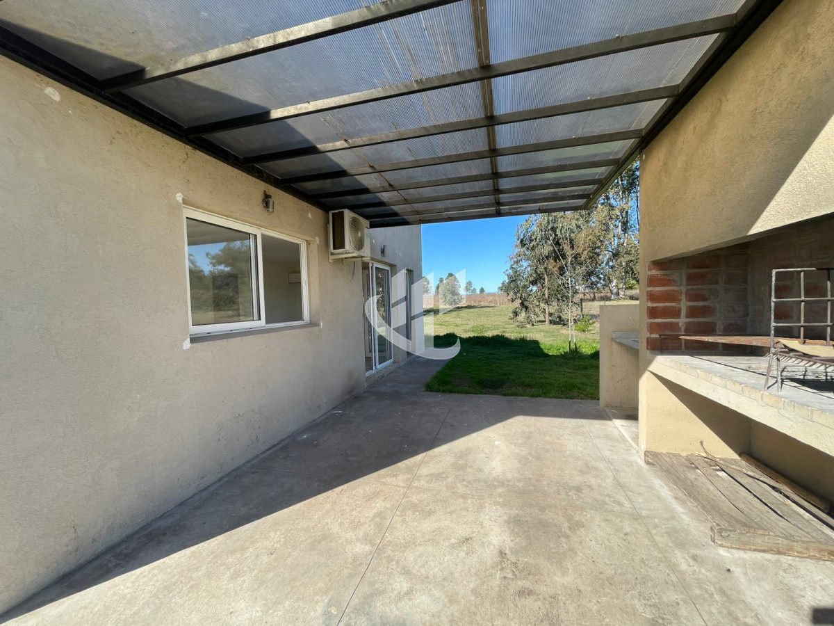 Casa ID.794 - - RESERVADA - EXCELENTE CASA DE 2 DORMITORIOS