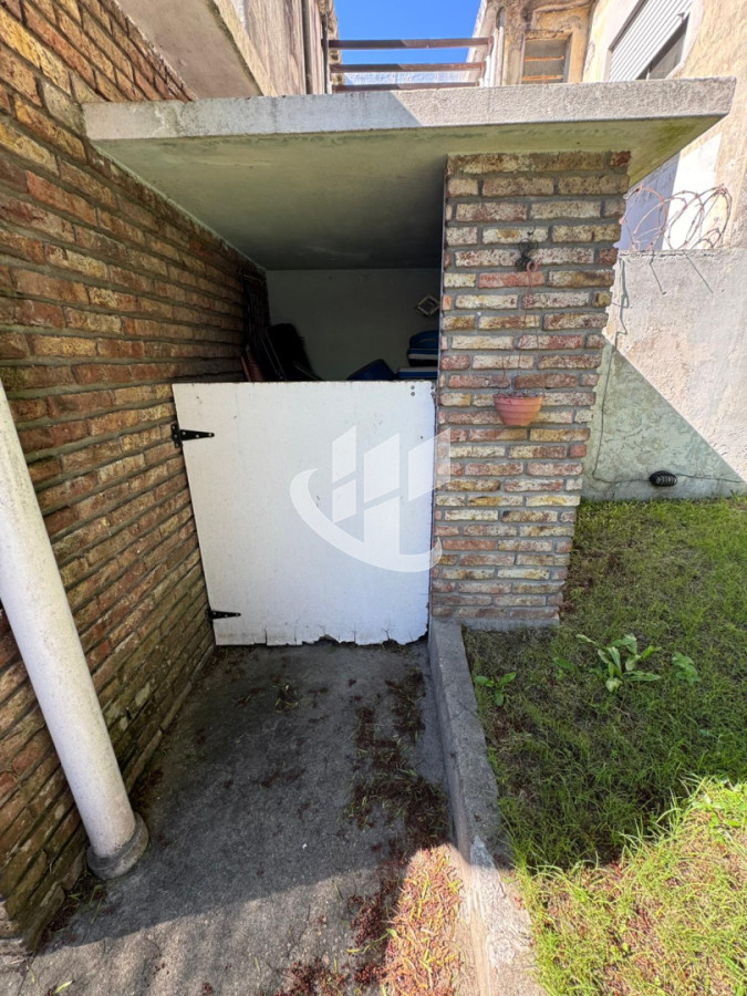 Casa ID.2812 - Venta Casa 2 Dormitorios mas Monoambiente Aires Puros