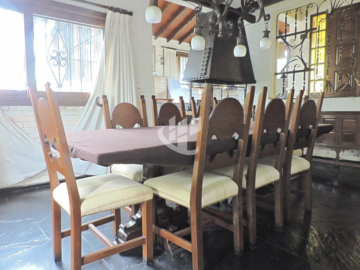 Casa ID.945 - CASA EN ALQUILER ANUAL, 3 DORMITORIOS, PUNTA DEL ESTE, PINARES