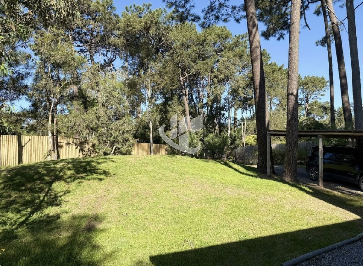 Casa ID.2814 - CASA EN EL BOSQUE 2 DORMITORIOS CON PISCINA CLIMATIZADA Y JACUZZI - BARRA VERDE