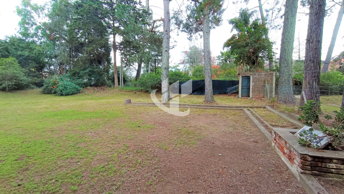 Casa ID.546 - Venta, casa, 6 dormitorios, Solanas, Punta Ballena.